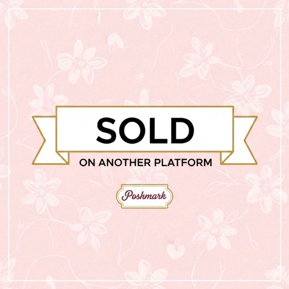 Sold on different Platform - Picture 1 of 9